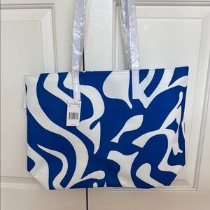 Von Maur Blue and White Tote Bag